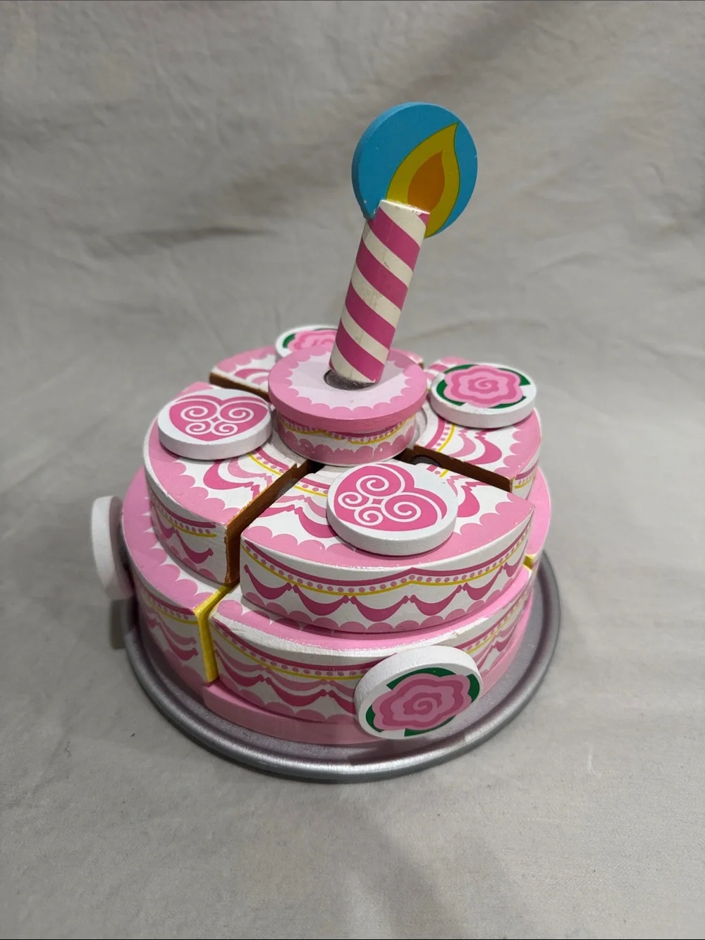 Melissa & Doug Wooden Triple Layer Party Cake toy